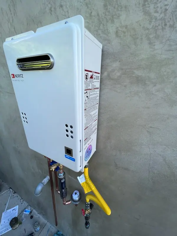Tankless water heater installation for Lamar Heights homes